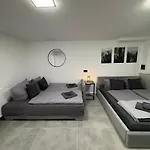 Relax - Mit Whirlpool & Sauna Apartament *